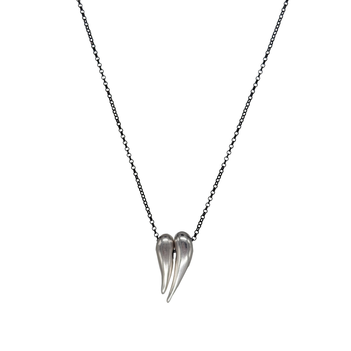 Κολιέ Με Μαύρη Επιπλατίνωση και Καρδιά Ασημένια 925 - Κομψότητα σε Κάθε Κίνηση